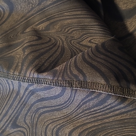 Beyond Yoga Olive Green Marbled Pant - Picture 13 of 13